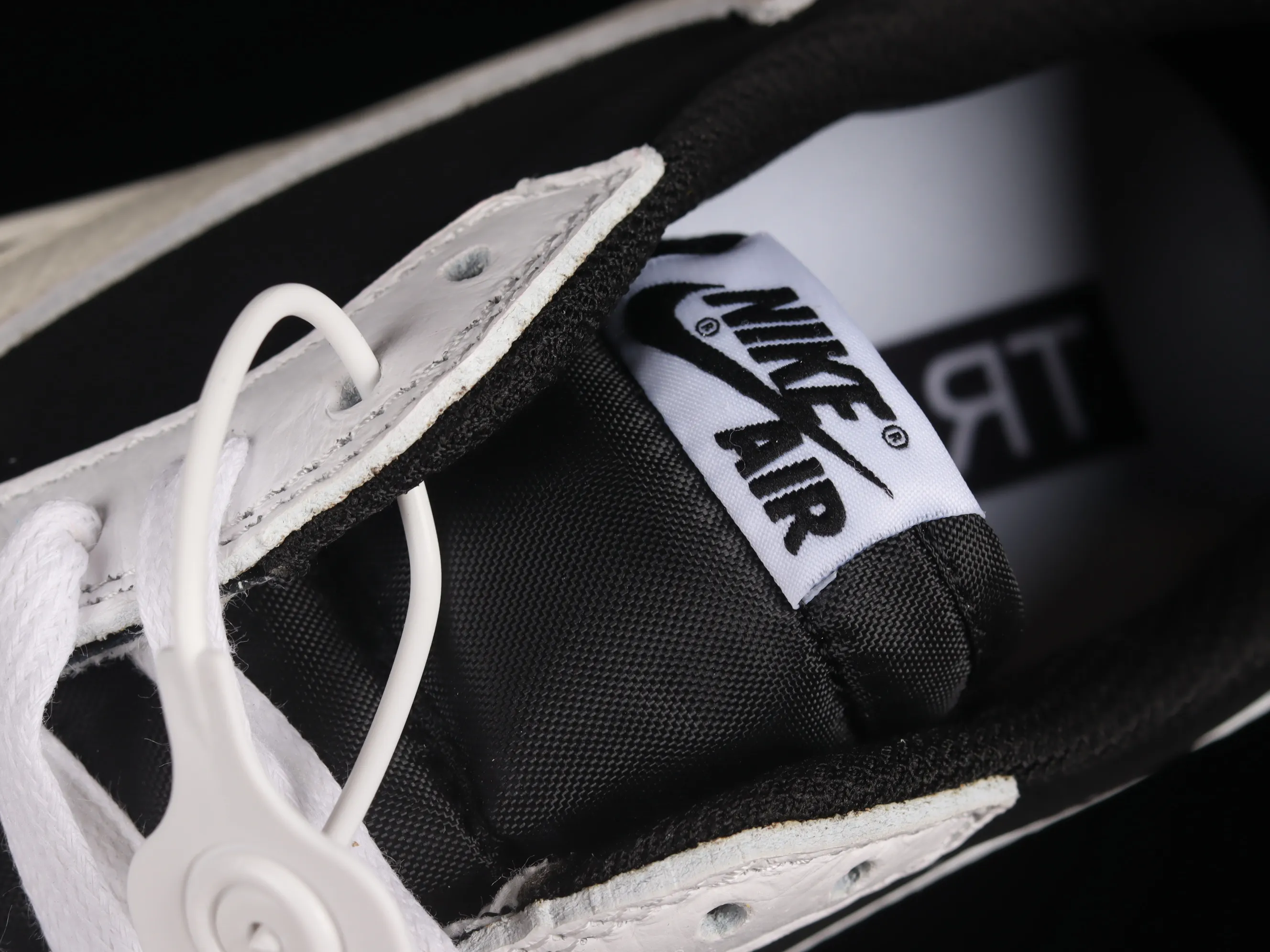 All Categories Air Jordan Jordan Series Basketball Shoes Air Jordan 1 Low Travis Scott x Air Jordan 1 Low OG AJ1 Joe 1 Overhook Low Basketball Shoes DM7866-180